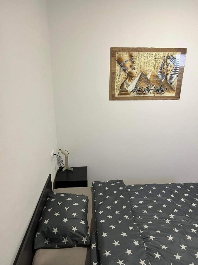 Apartma Mia Črni Kal Exterior foto