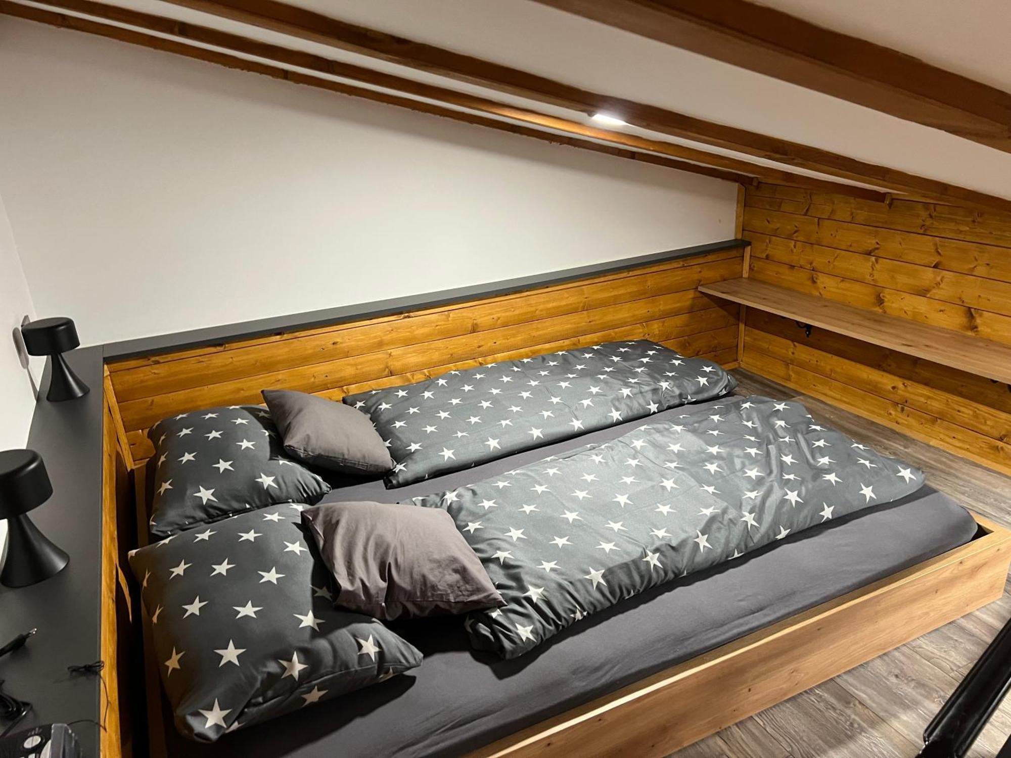 Apartma Mia Črni Kal Exterior foto